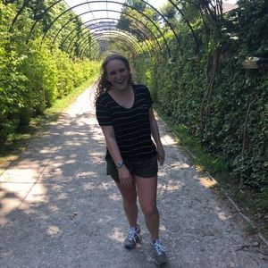 Meet your Posher, Rachel